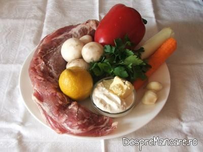 Ingrediente de trebuinta pentru muschiulet de porc cu legume, la tigaie.