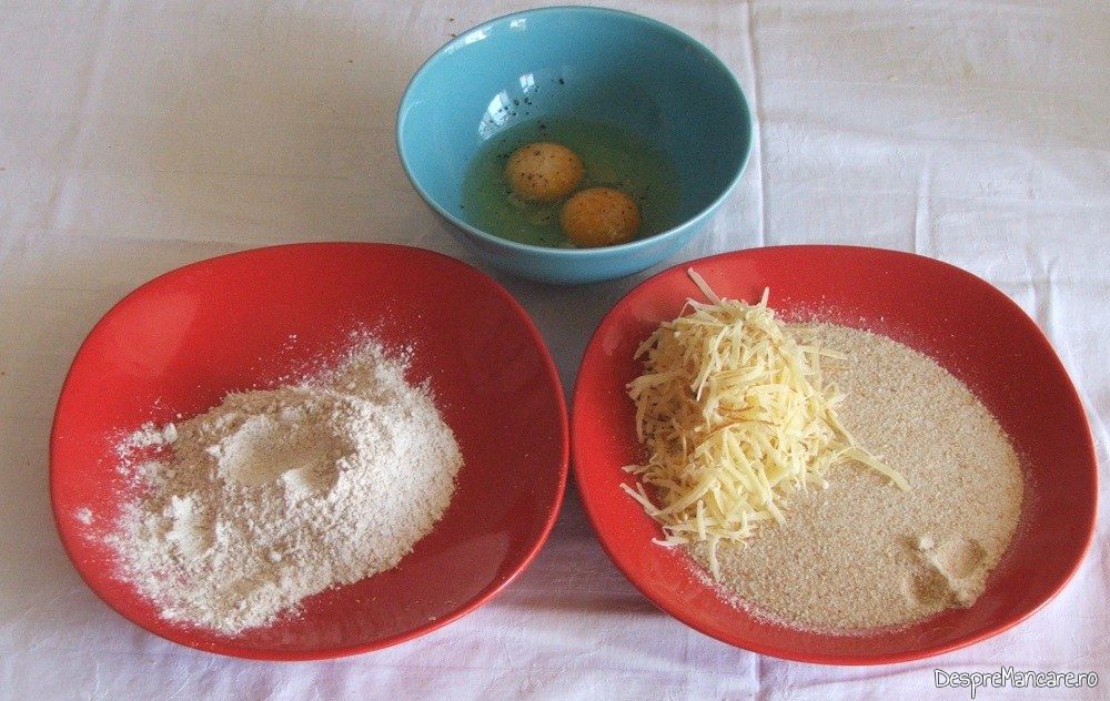 Ingrediente pregatite pentru a face pane-uri din maduvioare. 