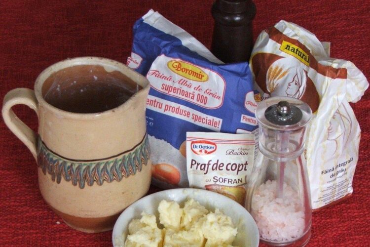 Ingrediente pentru paine de casa cu iaurt si praf de copt.