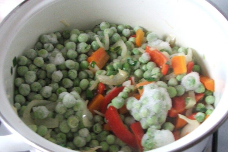 Calire legume congelate.