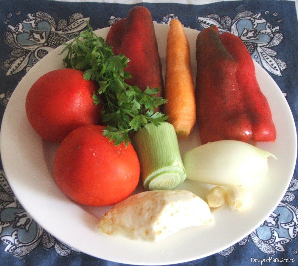 Ingrediente (legume) utilizate pentru tocana din coada de vita.