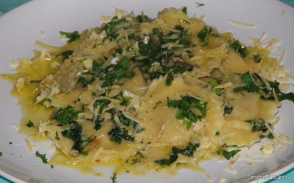 paste panzerotti umplute cu crab in suc de lamaie si ansoa 7