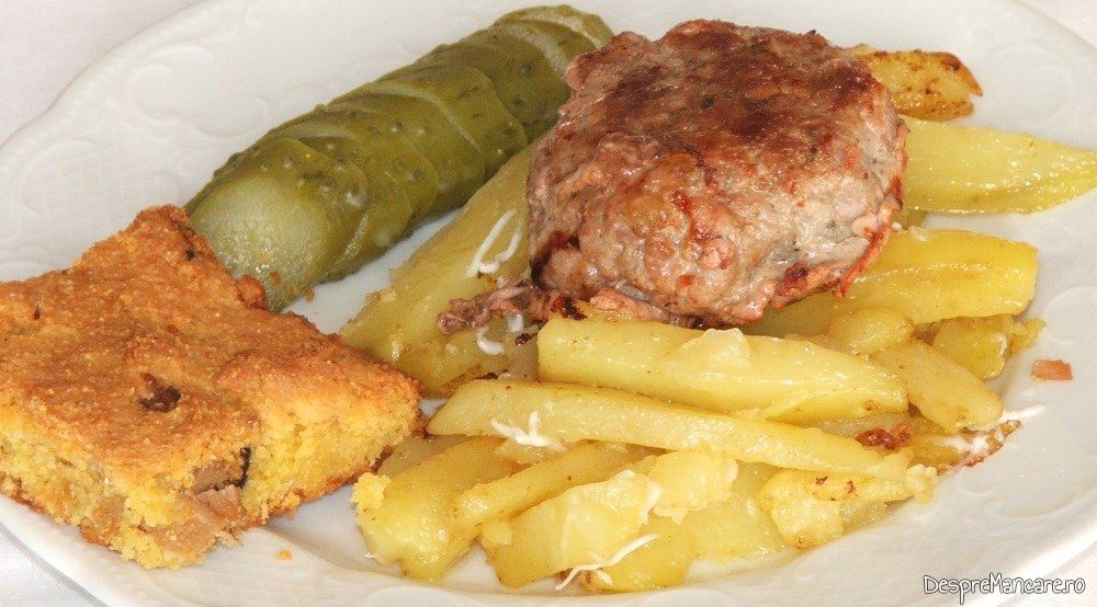 hamburgheri din carne de porc cu cartofi prajiti si turta cu jumari 9