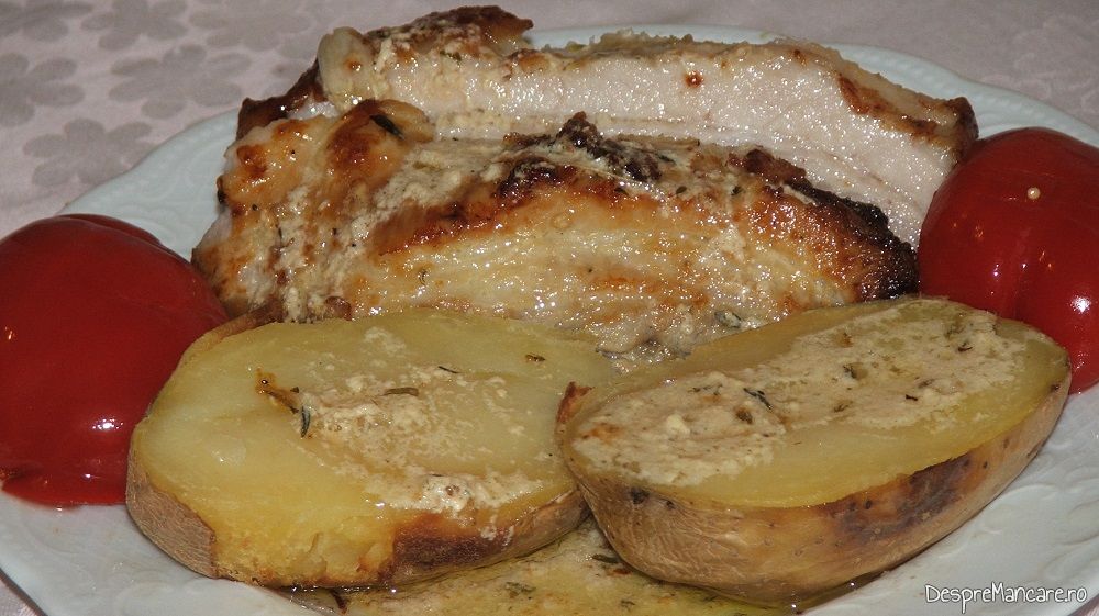 coaste de porc macerate in iaurt si coapte cu cartofi copti 14