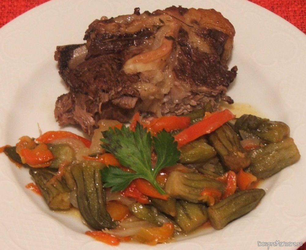 cotlet de vitel cu garnitura de bame 8 Copy