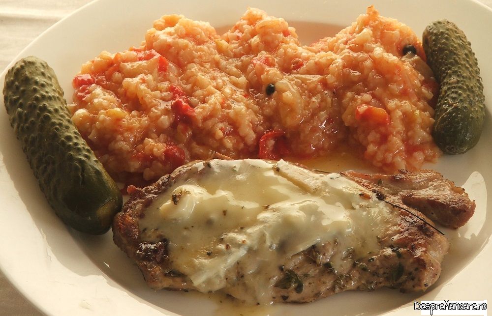 ceafa de porc la gratar cu gorgonzola 9