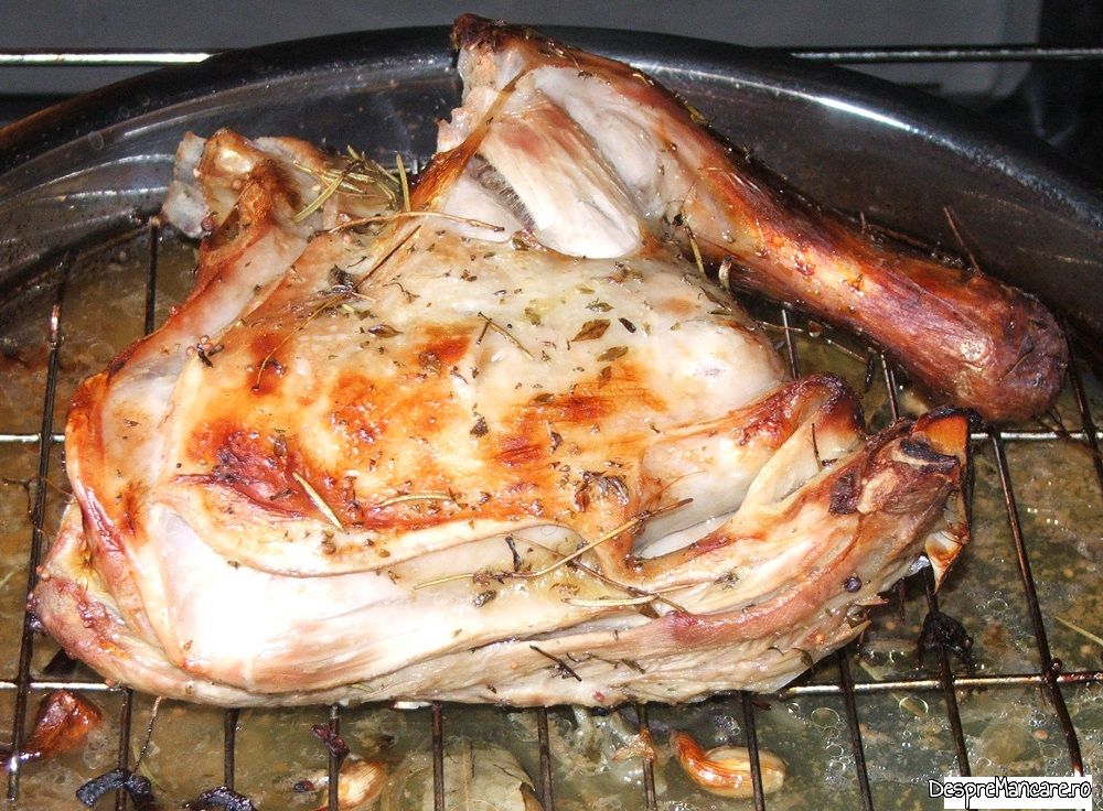 bucatareli pentru Paste 2024 10