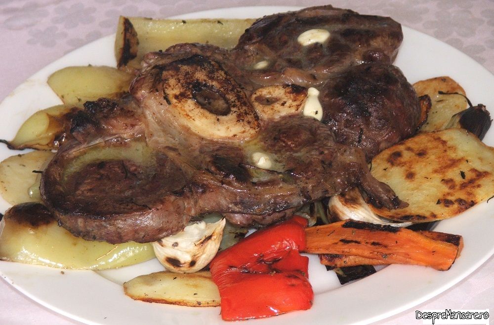 medalion din buture de vitel cu legume la gril 10