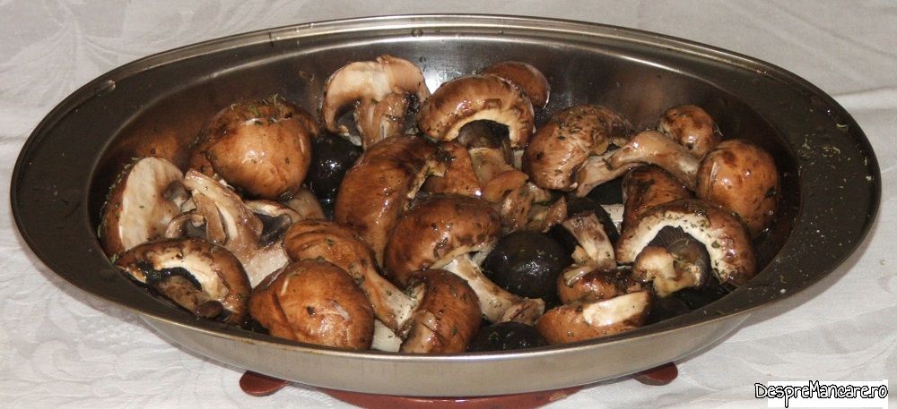 pulpe de gaina cu cartofi noi si ciuperci brune la cuptor 5
