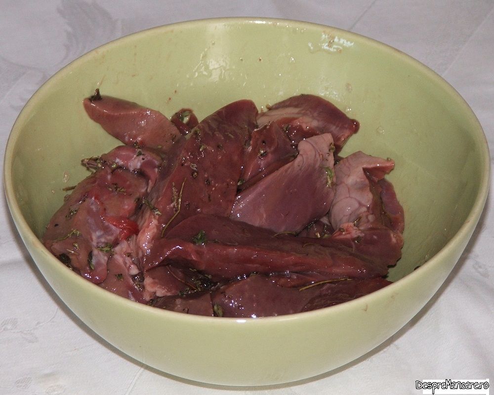inima si rinichi de porc la gratar cu legume la tigaie 1