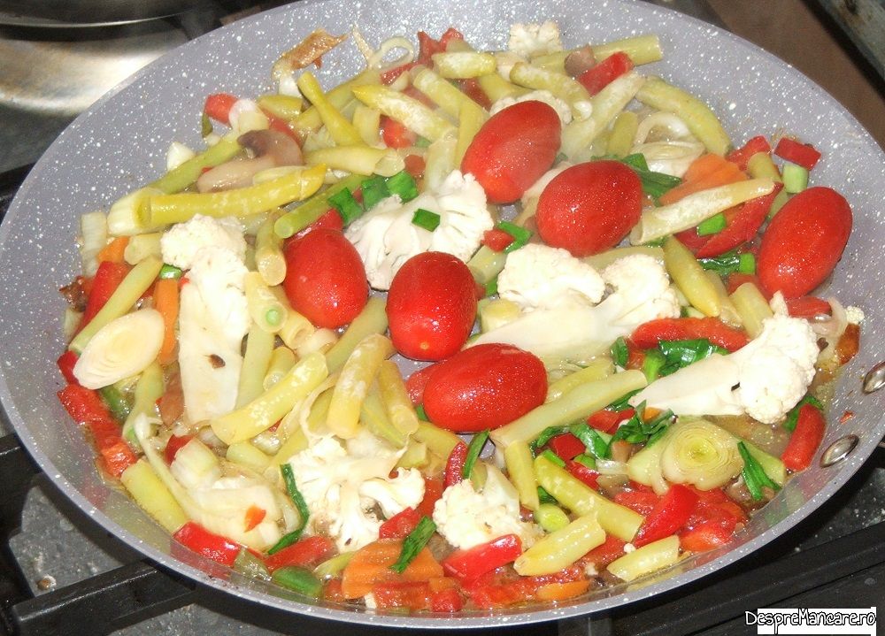 inima si rinichi de porc la gratar cu legume la tigaie 5