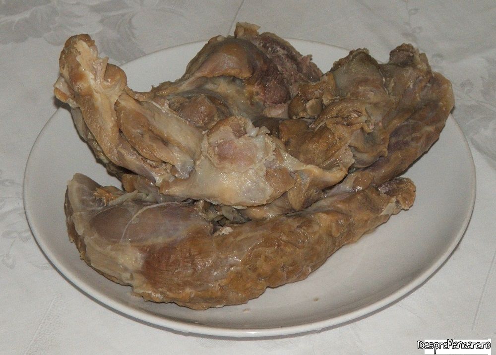 pastrama de ied cu cartofi la gril (6)