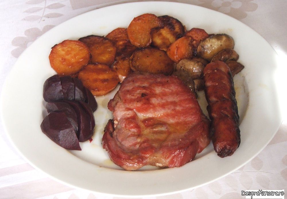 afumatura de porc (ceafa si carnati) cu cartofi la tigaia gril (4)