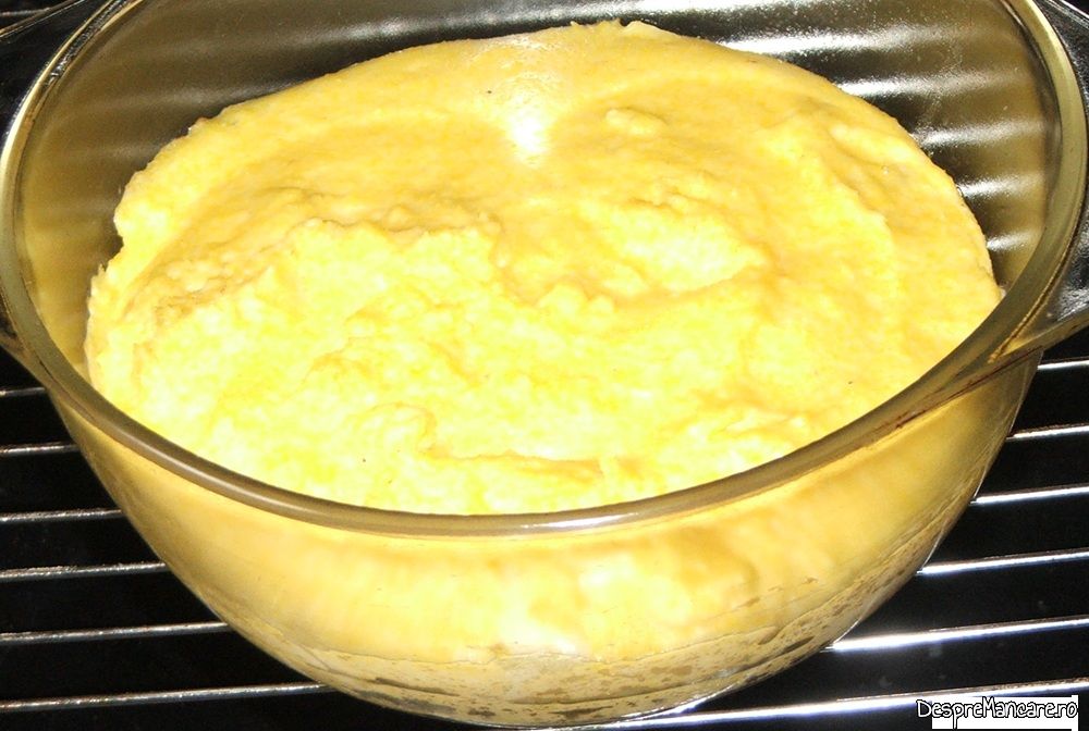 mamaliga boiereasca cu carne afumata si carnati proaspeti praznic de Craciun (13)