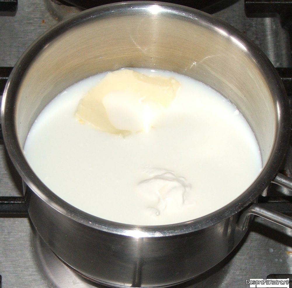 mamaliga boiereasca cu carne afumata si carnati proaspeti praznic de Craciun (2)