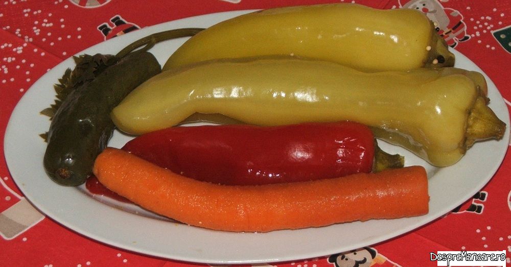 mamaliga boiereasca cu carne afumata si carnati proaspeti praznic de Craciun (4)