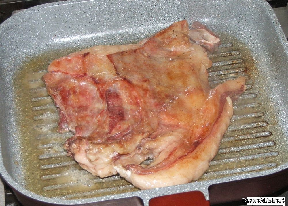 pastrama de miel cu cartofi la tigaia gril (4)