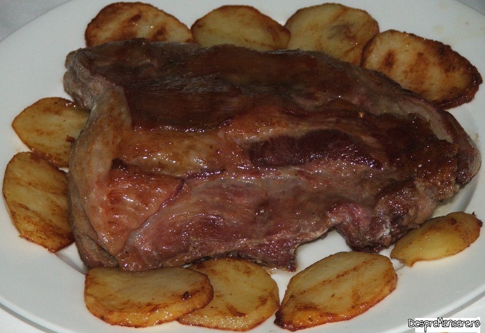 pastrama de miel cu cartofi la tigaia gril (8)