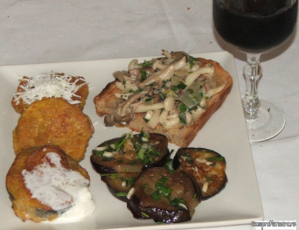 festin cu vinete pane', salata de vinete cu mujdei si sandvis cu ciuperci sitachi (10) Copy