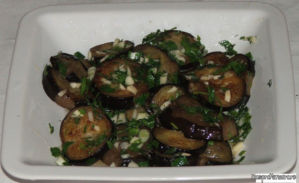 festin cu vinete pane', salata de vinete cu mujdei si sandvis cu ciuperci sitachi (6)