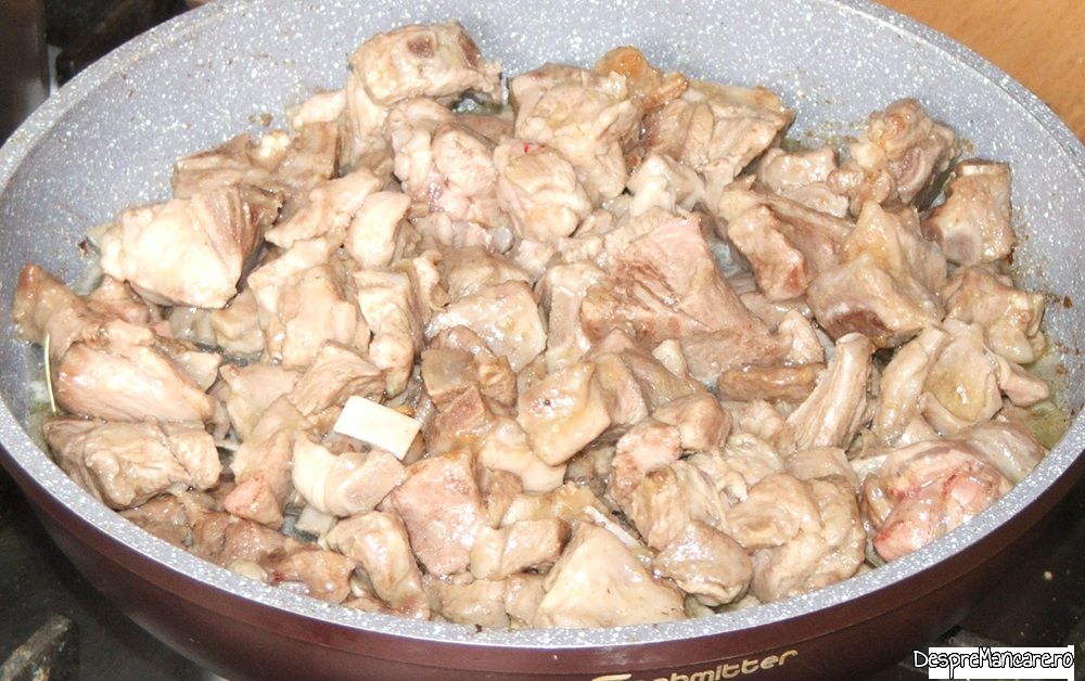 tocanita din coaste si pulpa de miel cu praz si suc de rosii (8)