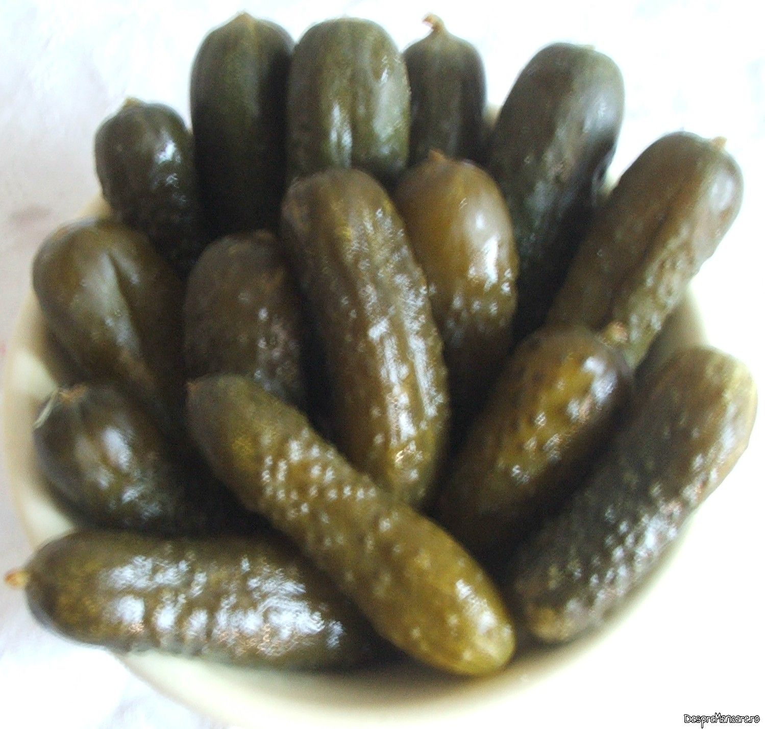 castraveti murati in saramura cum facea mama mea