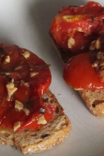 aperitiv cu rosii uscate si usturoi (13) Copy