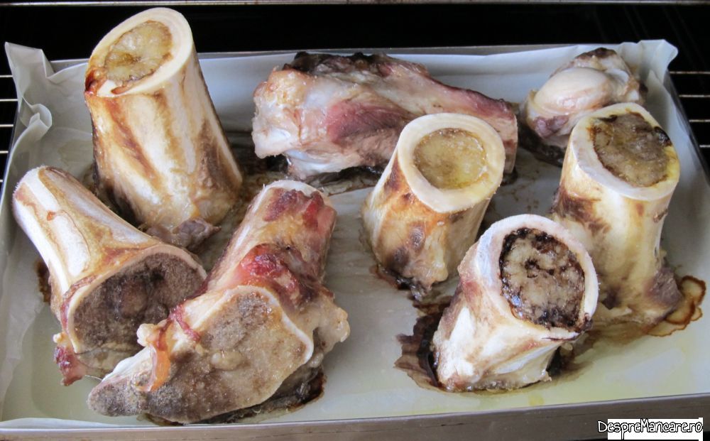 sandvis cu maduva din oase de vita (1)