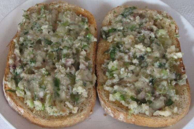 sandvis cu maduva din oase de vita (6)