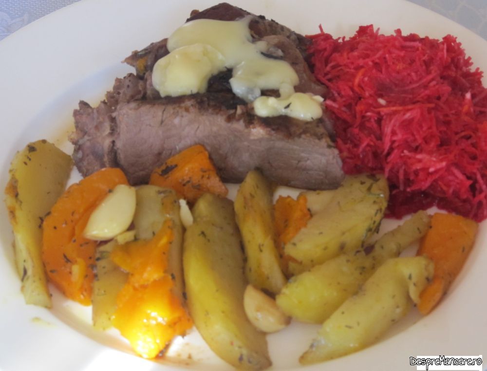 antricot de vita cu gorgonzola si garnitura de cartofi si dovleac (11)