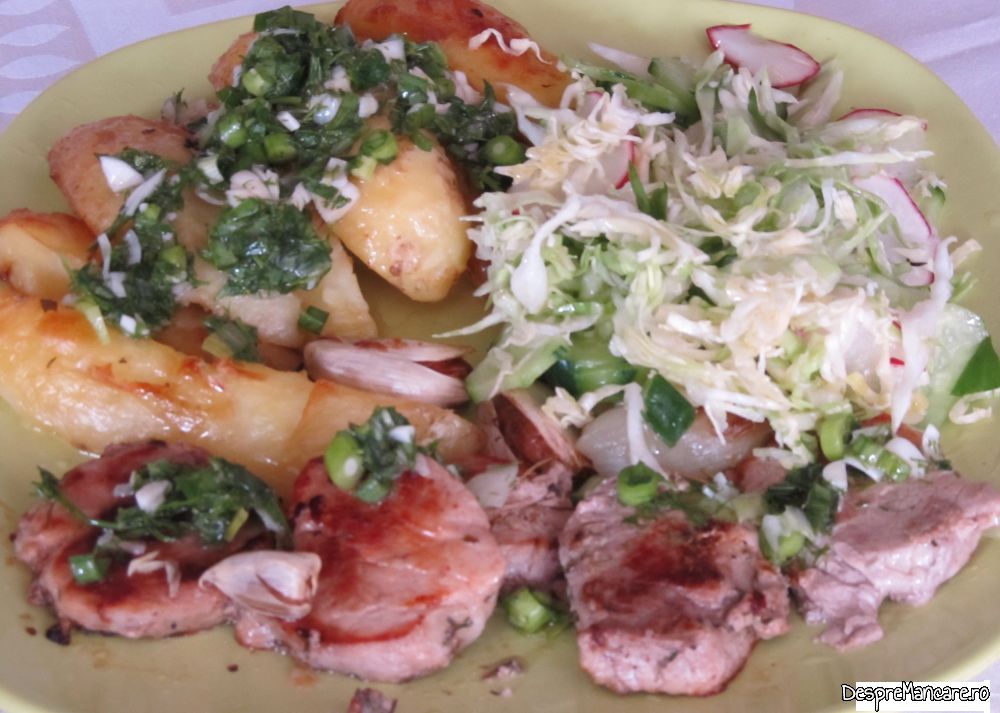muschiulet de porc fript pe tigia japoneza, cu cartofi la cuptor (11)