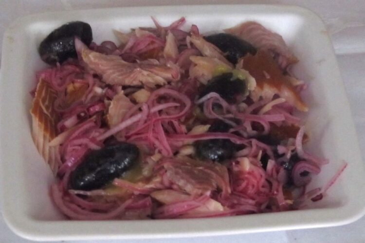 salata aperitiv cu pastrav afumat (4)