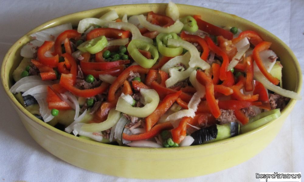 ghiveci de legume cu tocatura de carne si cascaval, in straturi (12)