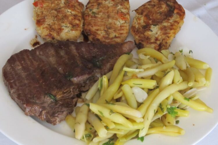 ceafa de vita americana la tigaia gril cu branza camembert la cuptor (6)
