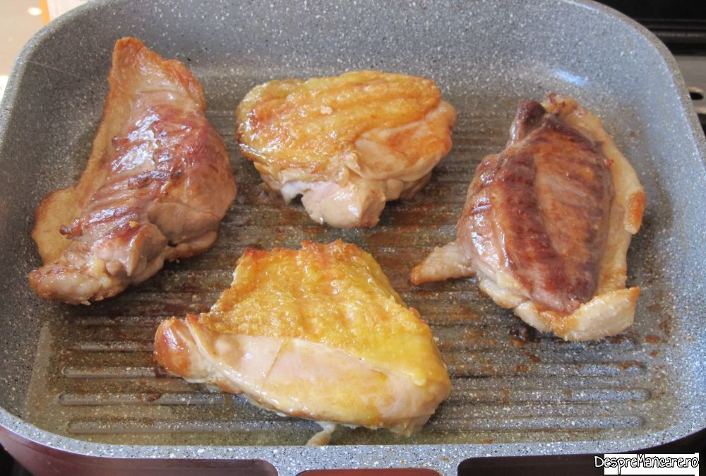 piept de rata si pulpe superioare de pui cu gorgonzola la tigaia gril (5)