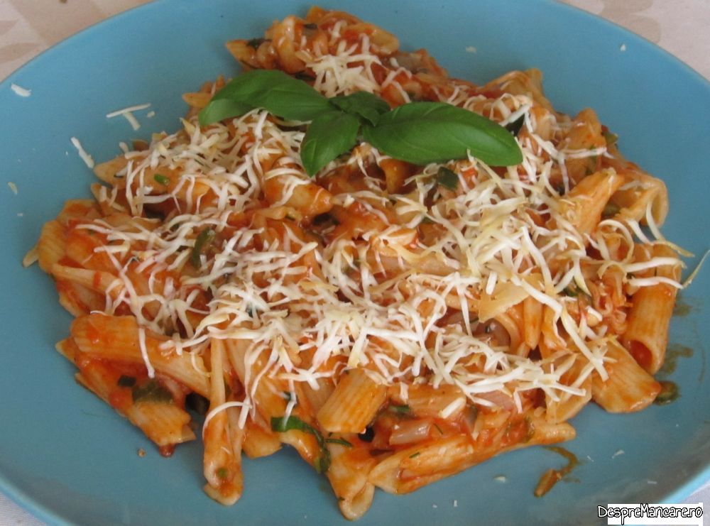 paste in sos de rosii cu ciuperci japoneze enoki (12)