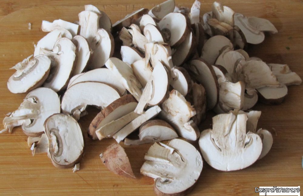 pulpa de vita inabusita in unt cu tocana de ciuperci (10)