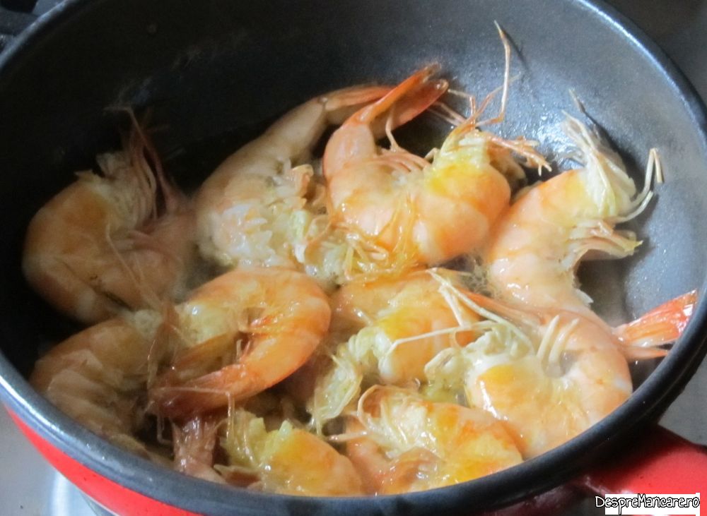 creveti in sos de rosii cu orez, altfel (4)