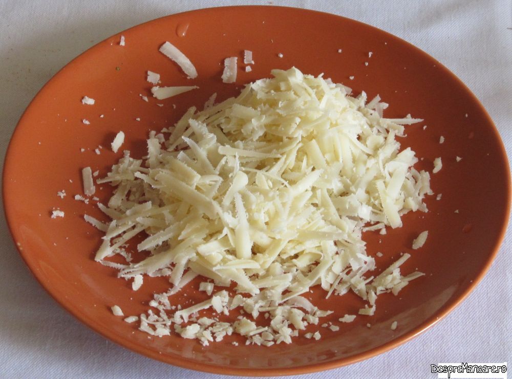 sandvis cu dovlecei, parmezan si sunca de Praga (6)