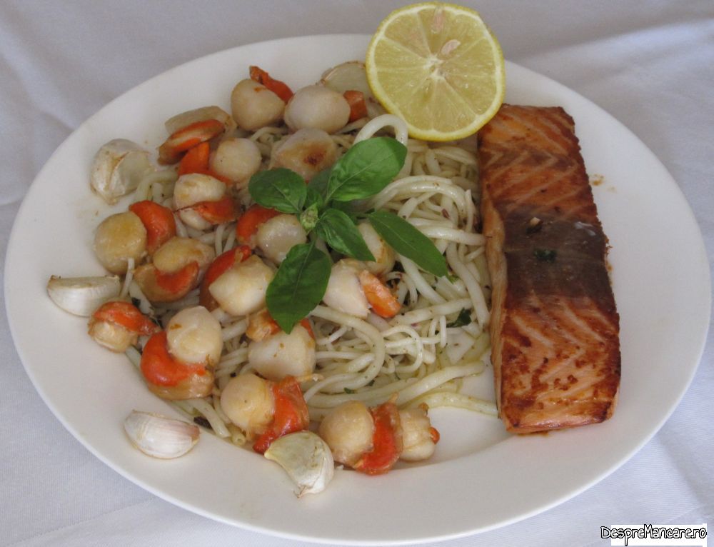 scoici Saint Jacques si somon norvegian cu spaghete (8)